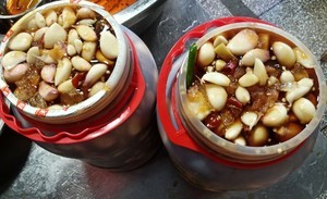 冰糖腌大蒜的制作方法