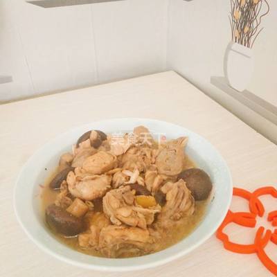 童子鸡炖鸡汤 香菇