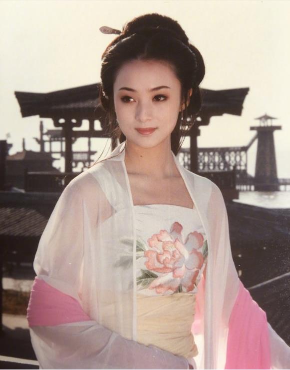 西施无锡歌舞剧院创作并表演的大型民族舞剧