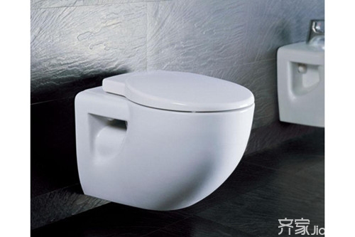 地排式马桶