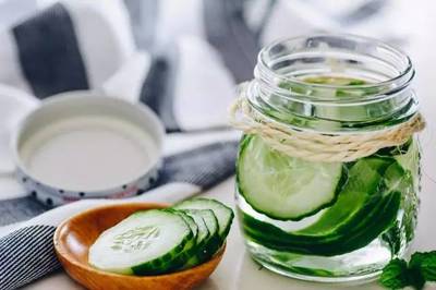 黄瓜和蜂蜜能做面膜吗