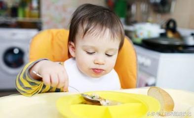 吃虾可以喝奶粉吗
