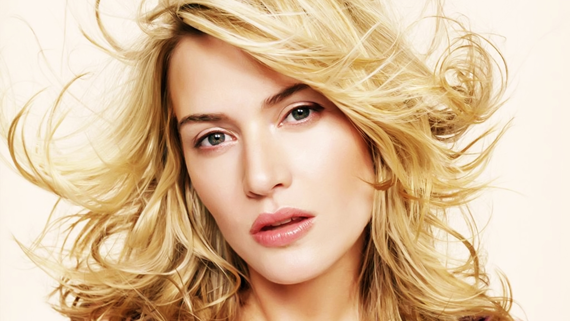 高清晰凯特温斯莱特画像壁纸