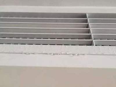 挂式空调出风口漏水