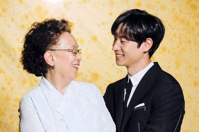 韩剧中的妈妈专业户:金海淑慈祥,罗文姬搞笑,最.