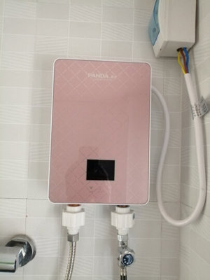 有热水器还要小厨宝吗