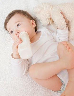 宝宝六个月母乳不够吃怎么办