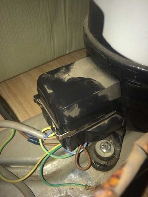 冰箱启动器在哪里