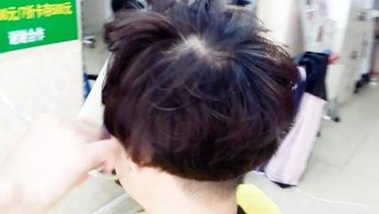 花子头发型男短发