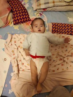 为什么宝宝一吃母乳就拉肚子