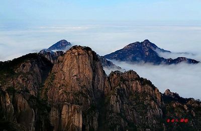 五岳归来不看山的下一句