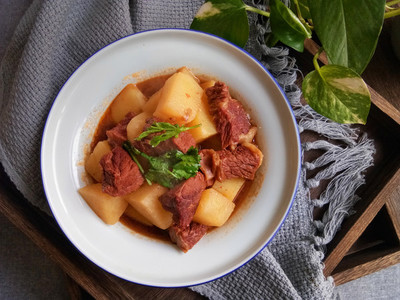 怎样炖红烧牛肉土豆