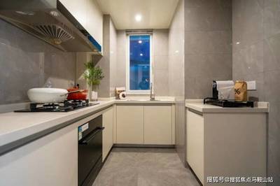 橱柜跑道怎么拆