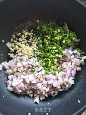 蒜苔洋葱炒肉做法大全家常