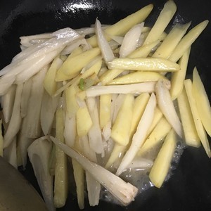 土豆炒藕做法大全家常菜