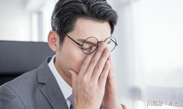口渴口苦是怎么回事