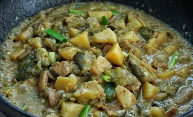 东北猪肉炖豆角的做法