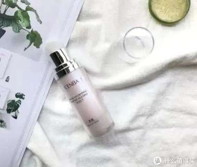 痘痘肌隔离什么颜色