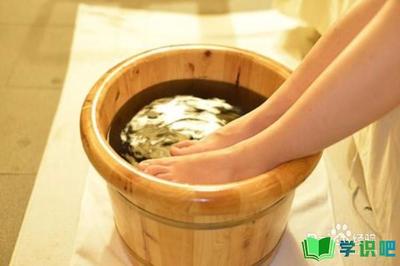 坐月子 泡脚