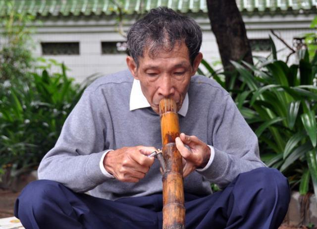 无缘无故咳嗽出一口血