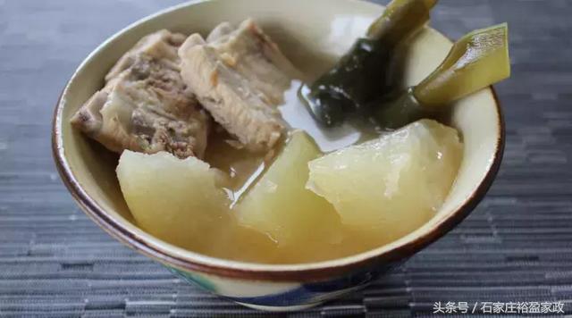 月子能吃冬瓜排骨汤吗