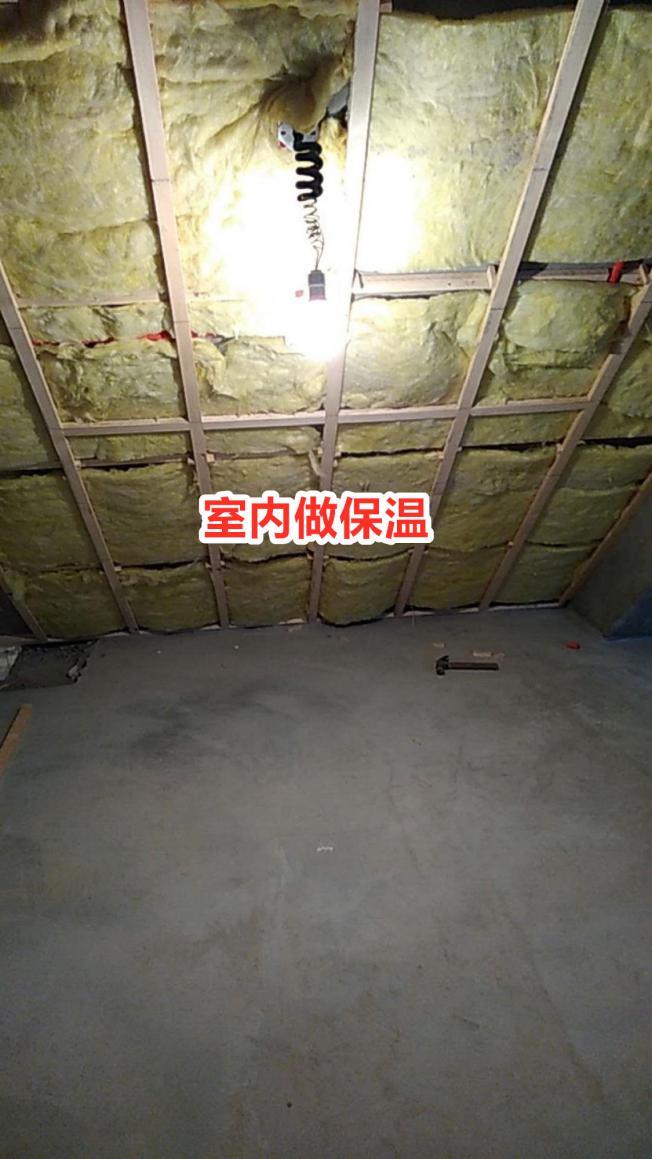 顶楼吊顶有滴水声音