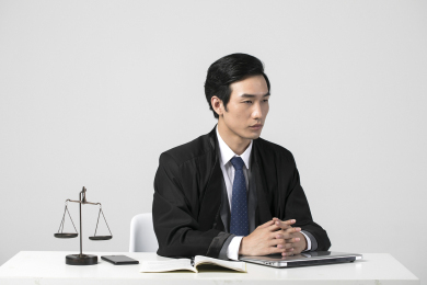 请刑事律师辩护