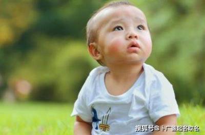 男孩名字叫思什么好听