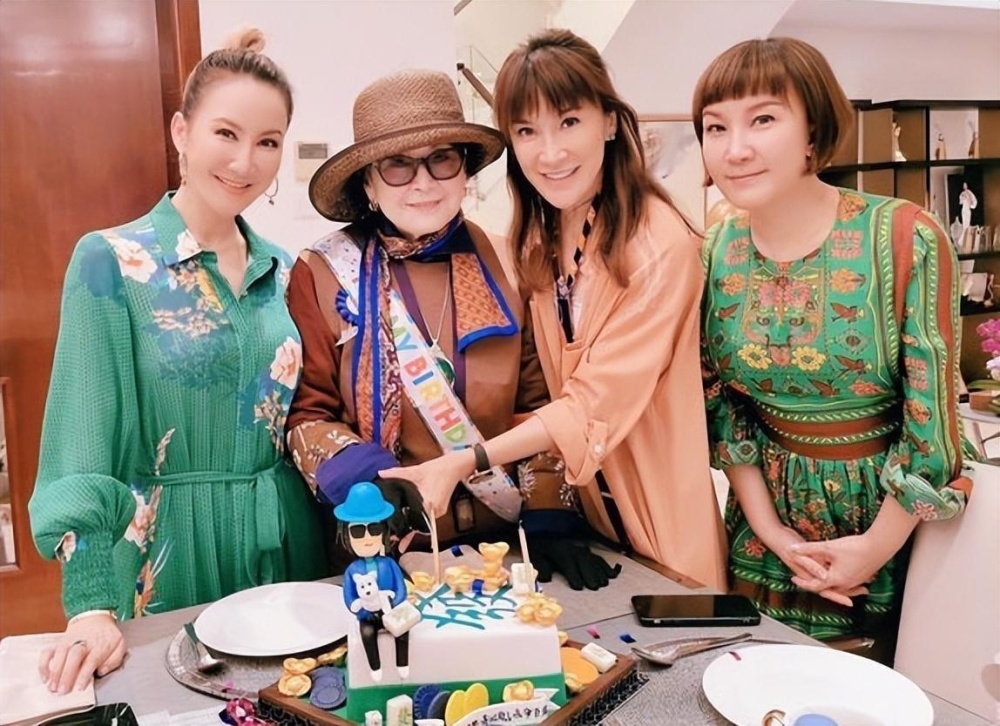 梦见被妈妈骂哭很伤心
