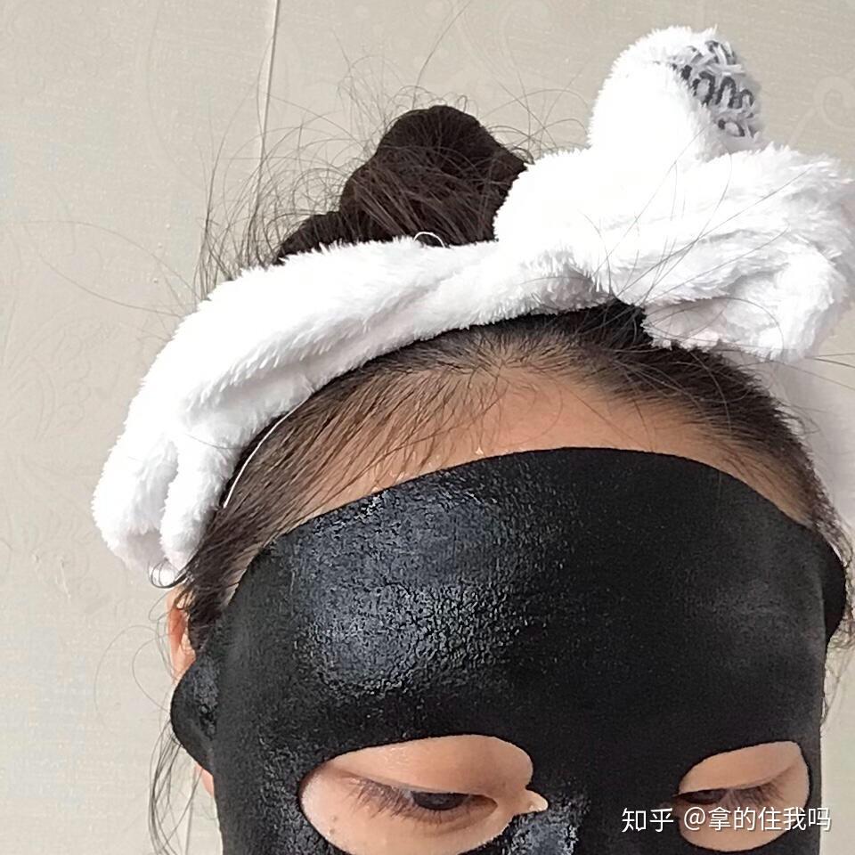 脸上有痘痘敷冰面膜
