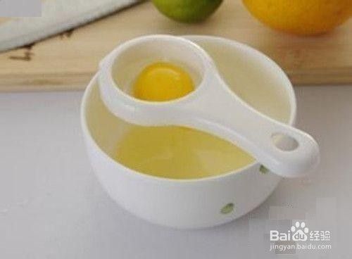 鸡蛋跟蜂蜜做面膜