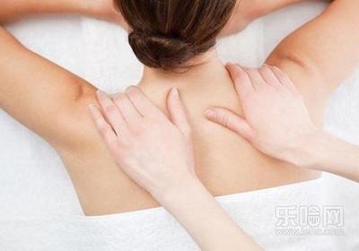 中医推拿后多久可以洗澡,宝宝推拿后多久可以洗澡