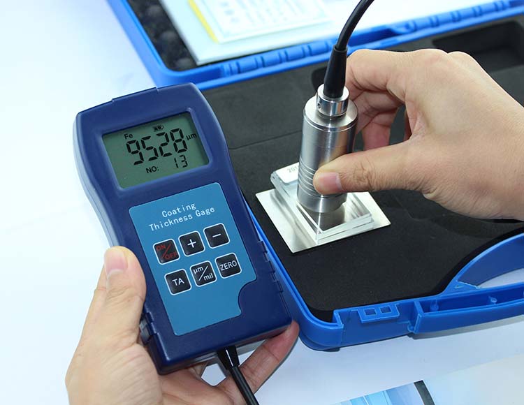 钢结构的荷载持续时间一般不少于多少（钢结构荷载取值规范）