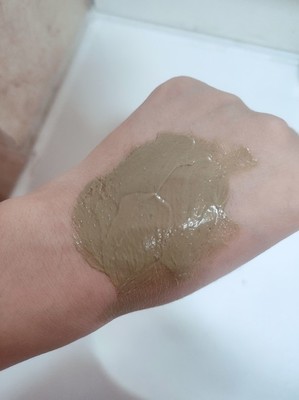 脸上有痘痘敷冰面膜